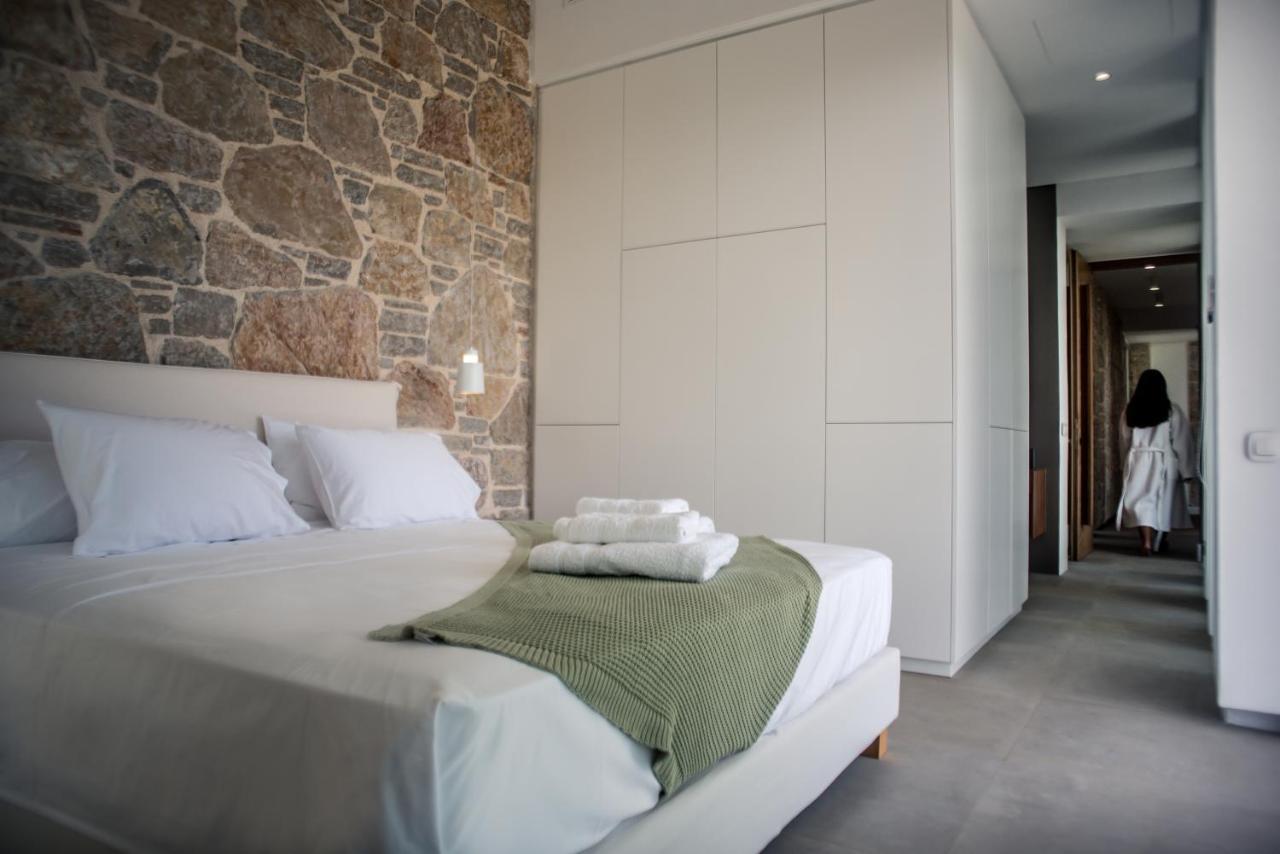 Varko Luxury Suites Paleros Eksteriør bilde