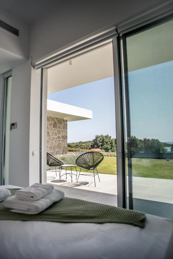 Varko Luxury Suites Paleros Eksteriør bilde