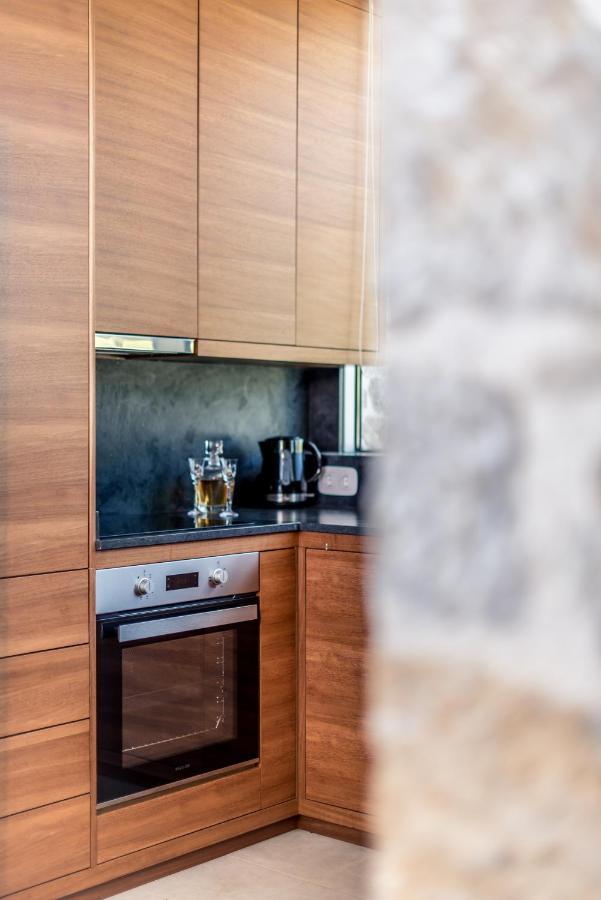 Varko Luxury Suites Paleros Eksteriør bilde